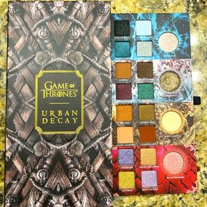 Urban Decay Game of Thrones Pallet